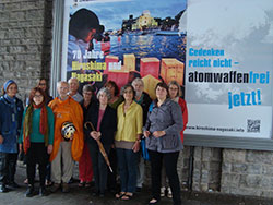 2015 Plakataktion zum 70. Jahrestag von Hiroshima und Nagasaki. 
