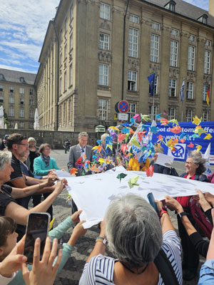 Flaggentag der Mayors for Peace 2025 Berlin Schöneberg