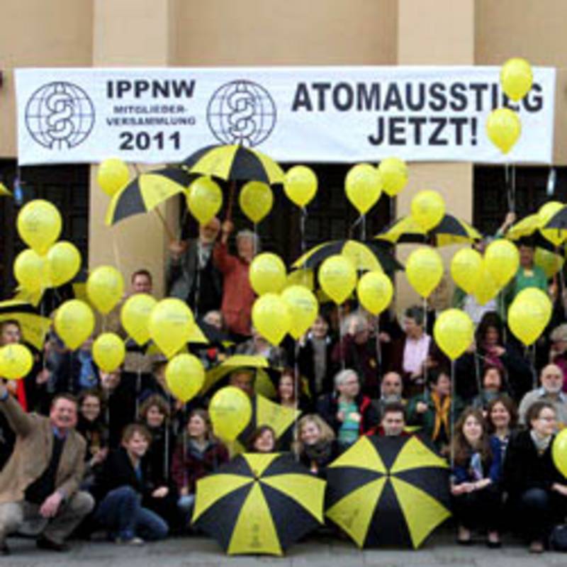 Anti-Atom-Aktion auf dem IPPNW-Jahrestreffen in Frankfurt