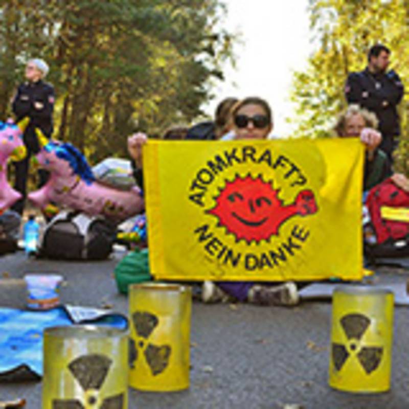 Proteste gegen die Brennelementefabrik in Lingen. Foto: http://weltweit.nirgendwo.info