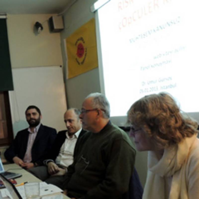 Podiumsdiskussion "Atomfrei" am 5.1.2013 in Istanbul